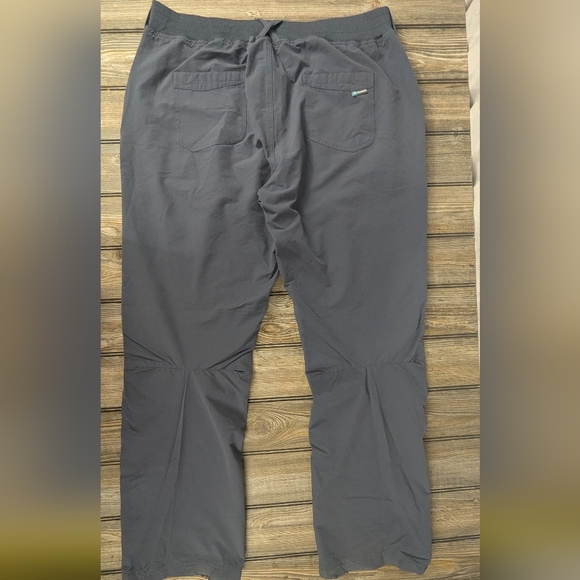 Simms XL Guide Series Gray Pants 3 Zipper Pockets Throughout - Picture 1 of 16